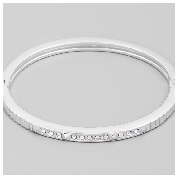 Fabulous Parisian Studded Diamonds Love Bangle Bracelet - Picture 4 of 5